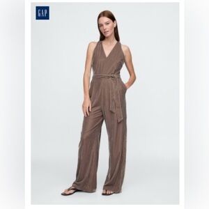 Velvet belted jumper NWT